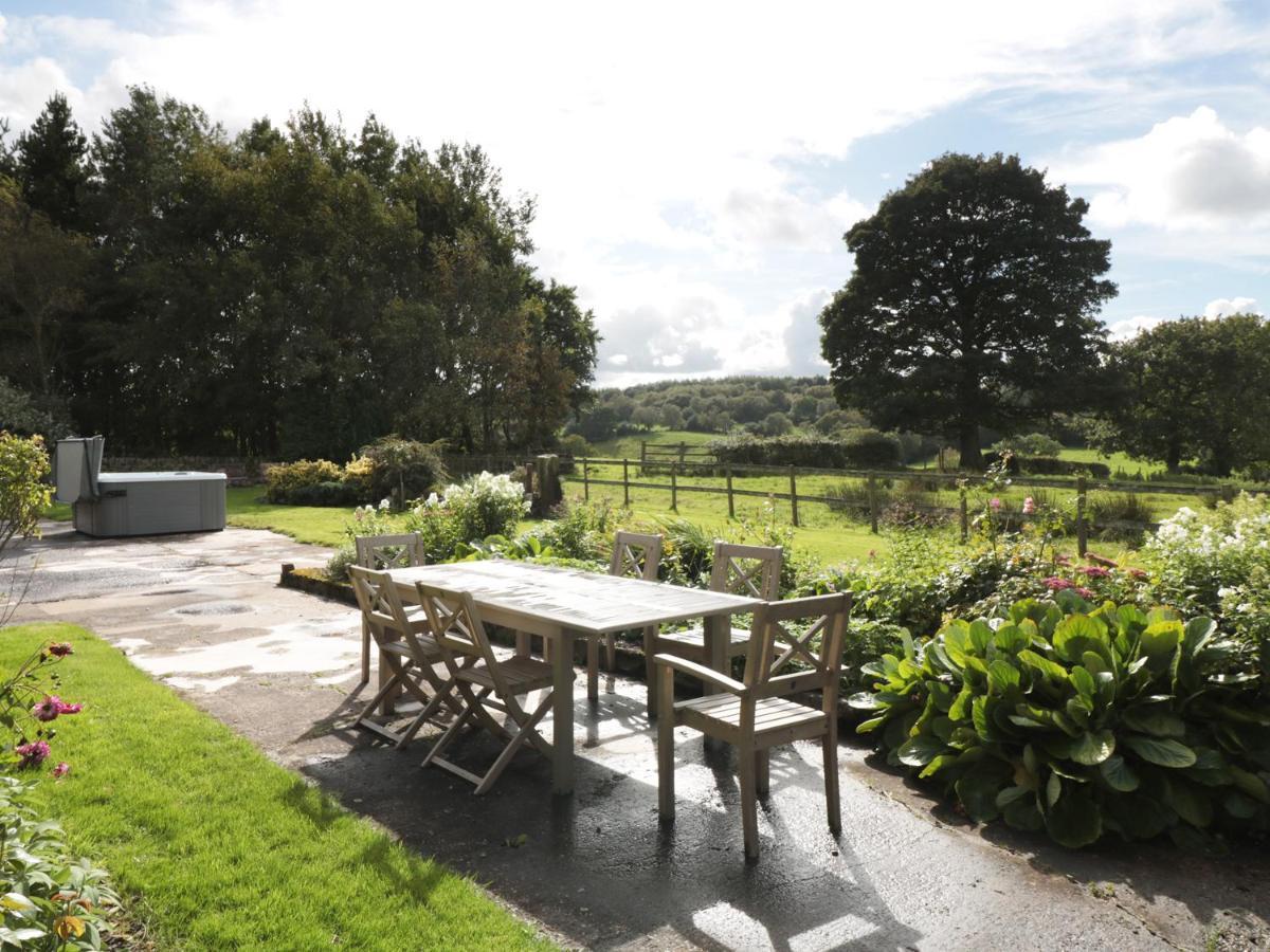 Lee House Cottage Cheddleton Экстерьер фото