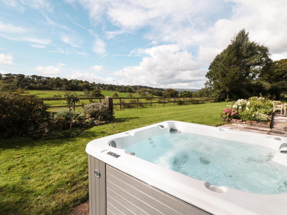 Lee House Cottage Cheddleton Экстерьер фото