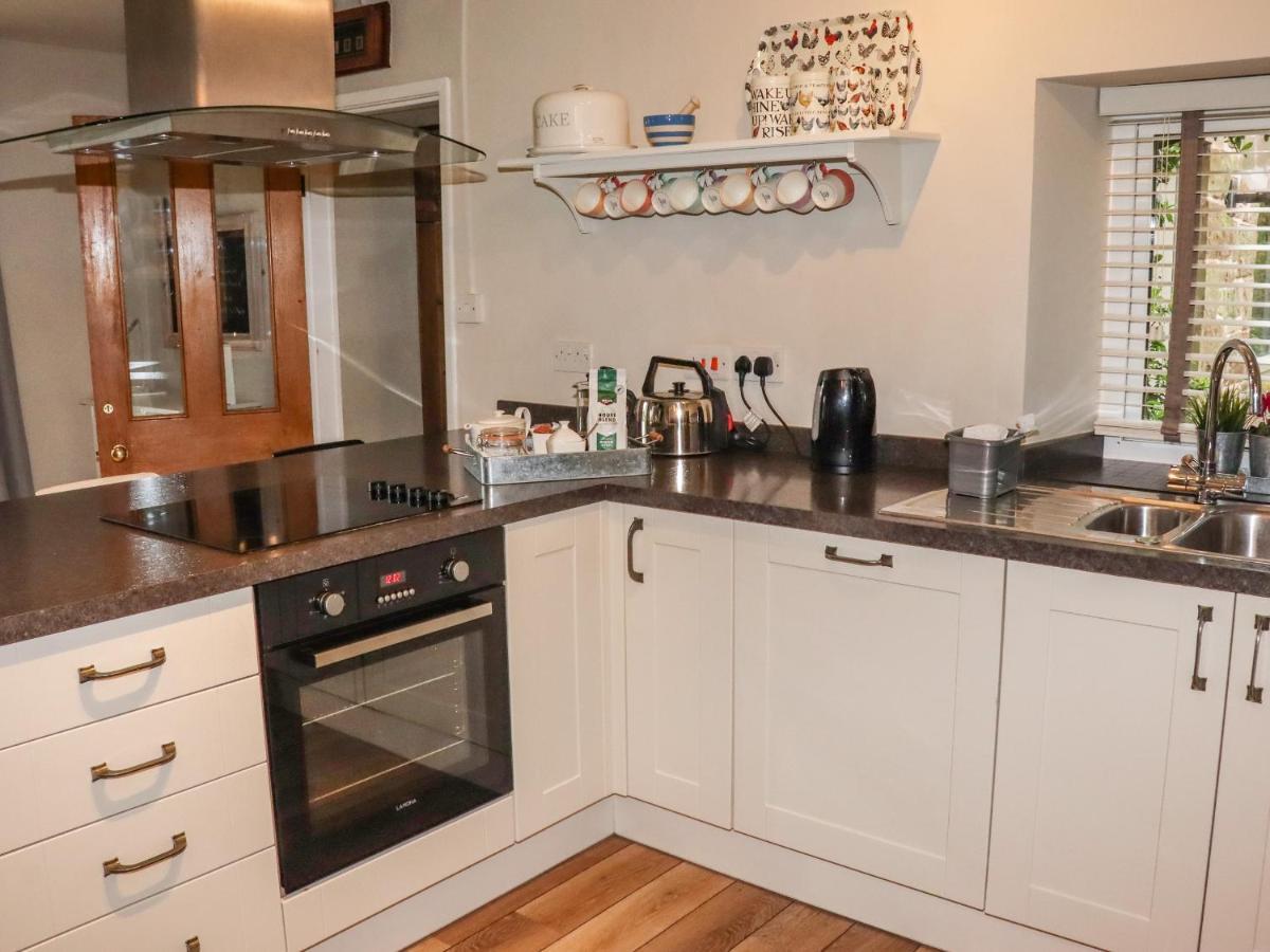 Lee House Cottage Cheddleton Экстерьер фото