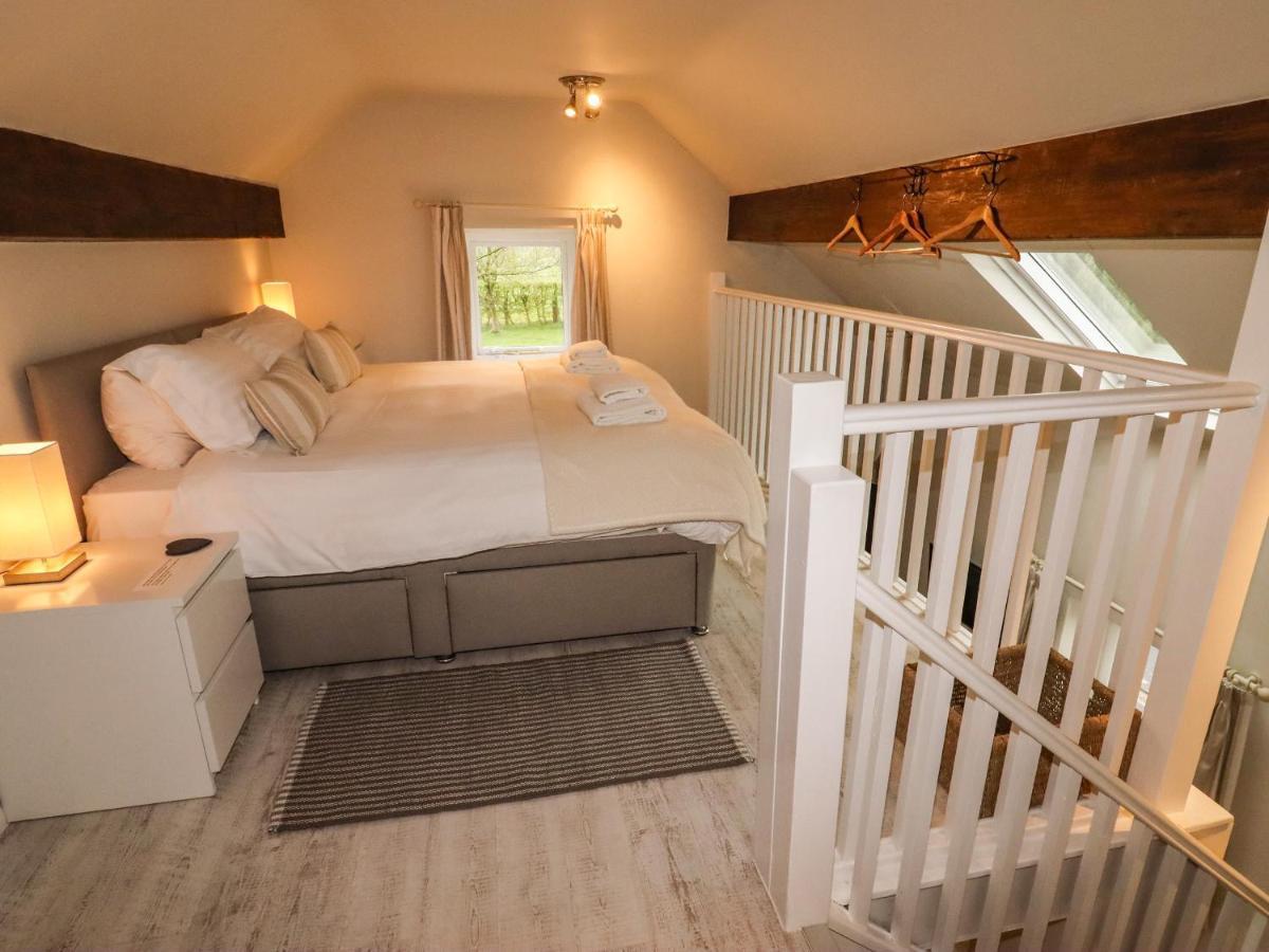 Lee House Cottage Cheddleton Экстерьер фото